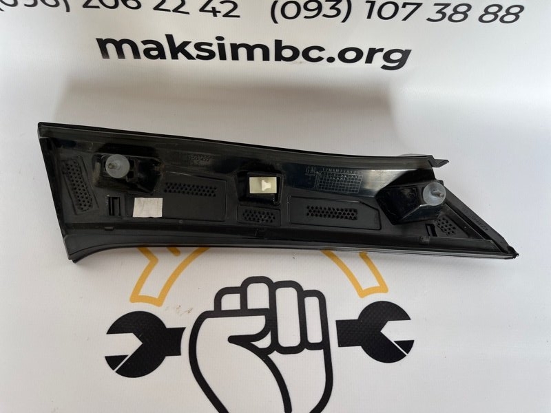 Накладка двери багажника левая Bolt EV 2021 2021 EV ELECTRIC