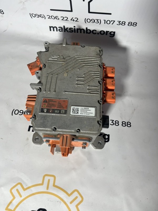 Запчасть блок управления зарядом аккумулятора Chevrolet Bolt EUV 2021 EUV ELECTRIC 24046028 Б/У Блок управления зарядом аккумулятора Chevrolet Bolt EUV 2021 EUV ELECTRIC 24046028 Б/У