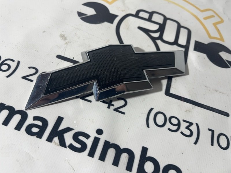 Запчасть эмблема Chevrolet Bolt EUV 2021 EUV ELECTRIC 42691011 Б/У Эмблема Chevrolet Bolt EUV 2021 EUV ELECTRIC 42691011 Б/У